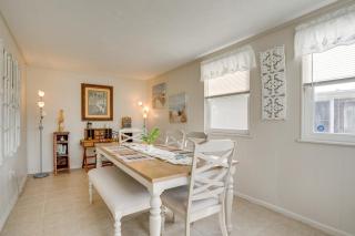 Relax in Hot Tub, Walk to Springs North Port Home - 5