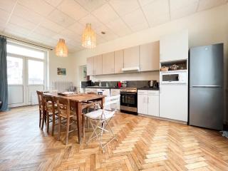 La Maison de Charme, grand jardin, proche Argentan, idéale Amis et Familles - 3