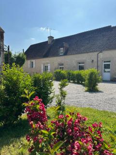La Maison de Charme, grand jardin, proche Argentan, idéale Amis et Familles - 0