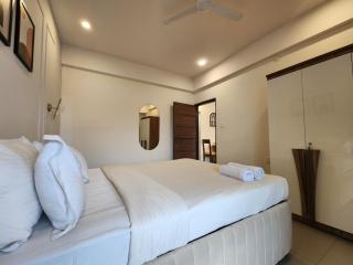Botanical 1BHK Retreat - Mangrove View, Pool, Parking - Near Beach - 2
