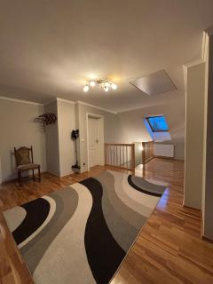 Moderne 4-Zimmer Wohnung am Rande von Dresden - 0