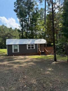 Trails, Tails, and Scales Cabin1 - 0