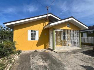 Bungalow in Falmouth, Jamaica - 0