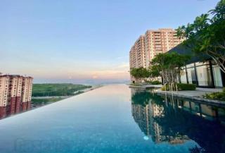 Urban Suites Georgetown Penang - Affordable & Cozy Stay with High Floor-Sea & Penang Bridge View - 7