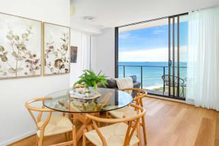 901 - Perfect Penthouse - With Free Parking - 4