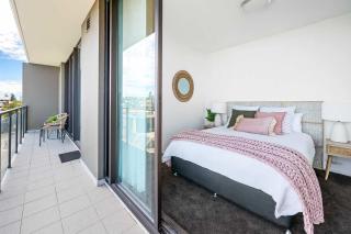 901 - Perfect Penthouse - With Free Parking - 9