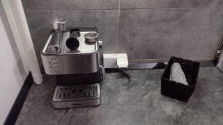 Urban Minimal Apartament - near Metro - free parking - 1