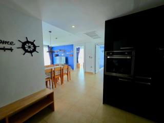 centara avenue high-speed wifi, smart tv2 bedrooms and 2 bathrooms - 8