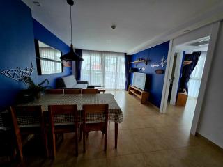 centara avenue high-speed wifi, smart tv2 bedrooms and 2 bathrooms - 0