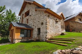 Beautiful renovated chalet at the foot of the Roubion slopes - 0