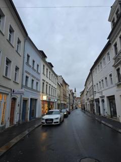 FERIENWOHNUNG 70m2 APARTMENT in ZITTAUER STADTZENTRUM INNENSTADT INNENRING TOP LAGE - WOHNEN AUF ZEIT IN ZITTAU - 2 RAUM WOHNUNG - 6