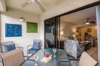 Renovated and Spotless Across From Beach Heated Pool Hot Tub - 1