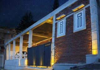 BrickHouse Kandy - 2