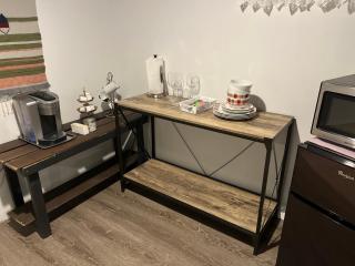 Hilltop Orchard Guest Suite with Scenic View - 9