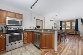 Lovely Zephyr Mountain Lodge condo with Continental Divide and Village Views condo - 0