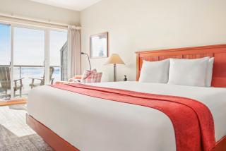 Long Beach Lodge Resort - 2