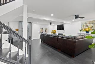 Blue Mountain Song- Massanutten Home with Hot tub! - 4