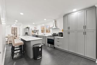 Blue Mountain Song- Massanutten Home with Hot tub! - 2