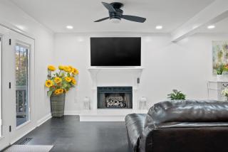 Blue Mountain Song- Massanutten Home with Hot tub! - 3