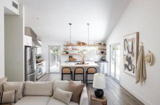 Entire home in La Jolla, CA - 0