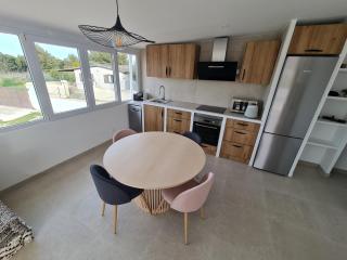 Soleado, gran terraza, piscina privada - 8