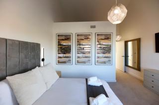 Eden - A Luxury Home in Central Leeds perfect for Couples, Families and Contractors! - 5