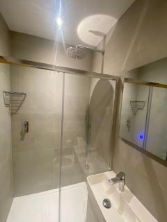 Ensuite Room - 2