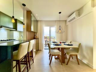 Apto Bal Picarras 150M PRAIA com PISICNA, sacada com CHURRASQUEIRA privativa, AR CONDICIONADO Wi Fi, PORTARIA 24h,vaga privativa de GARAGEM - 2