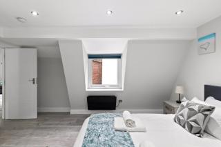 Modern 1-bed Flat Near Weymouth Seafront - 3