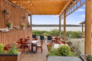 Camano Island Inn - 6