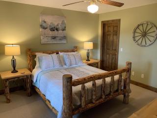 WINE DOWN at our Cozy Highlands Mountain Retreat - 2