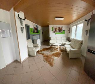 Gusenburg K 23 bis 10 Personen Monteur Wohnung - 0