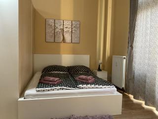 Grand View Apartment - 9