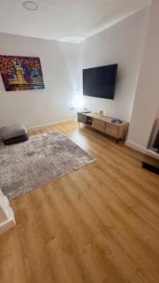 Luxury Hampstead Mews House, Close to City Centre - 7