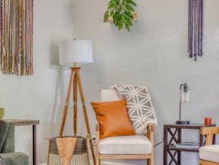 Monmouth Family Retreat - Pet Friendly, Play Areas, Hot Tub, Game Room - 4