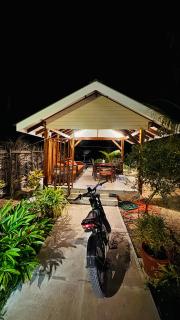 Digwa Beach Chalet - 6