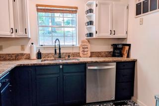 Hester Gap - wineries, AT hiking + Dahlonega/Helen - 9