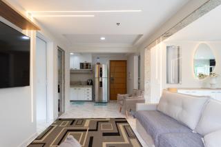 Loft c Varanda, Piscina e Academia em Itacuruca - 2