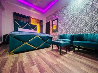 The Best Lodge & Suites - 1