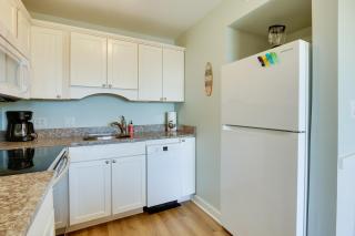 Oceanfront Breakers 137 Condo with Sunrise Views! - 2