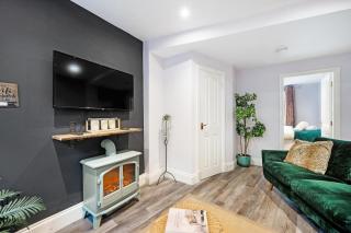 Glasswing Stays The Holgate Hideout - 4