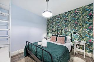 Glasswing Stays The Holgate Hideout - 8