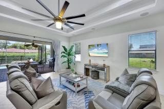 Pelican Place 4BR Naples Park Home w/ Private Pool Near Beach - 8