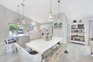 Magnolia Manor 4 bdrm Private Heated Pool Vanderbilt Beach & Mercato - 7