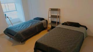 Departamento con cochera - Condominio Las Flores - 1