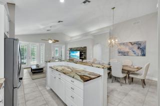 New Coastal Retreat – 4BR/3BA with Private Pool, Near Vanderbilt Beach - 1