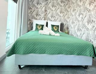 Sky Apartments Wola Tower - 3