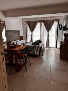 Monoambiente en el centro de la falda - 7