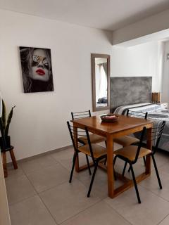 Monoambiente en el centro de la falda - 6