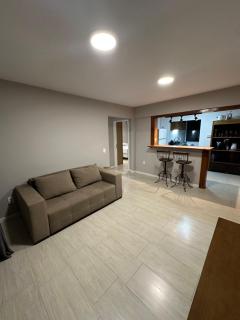 Apartamento na beira mar continental com vista para os fogos de réveillon e ponte Hercilio Luz! - 1